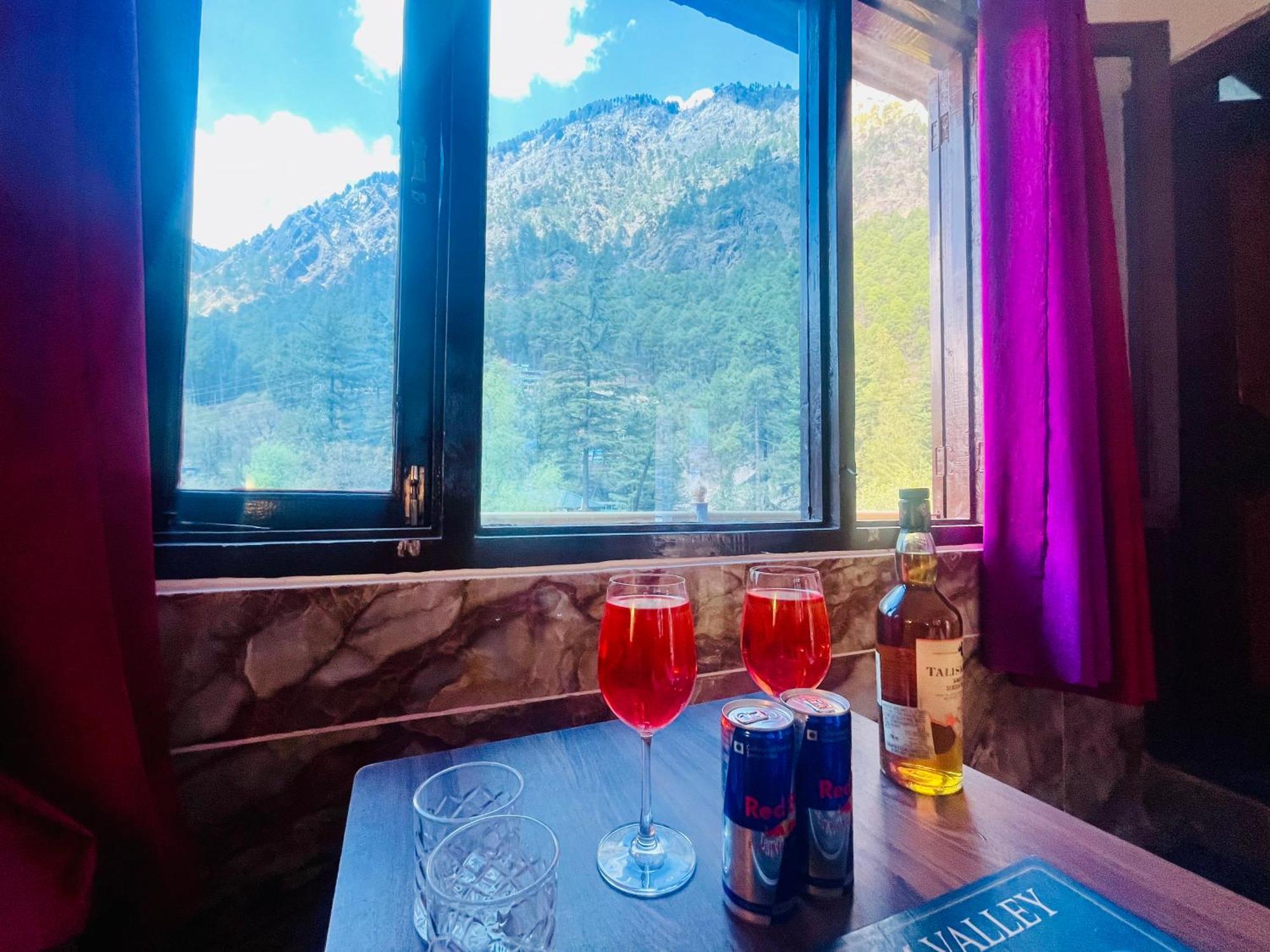 Hotel Pablo Escobar Kasol Exterior photo