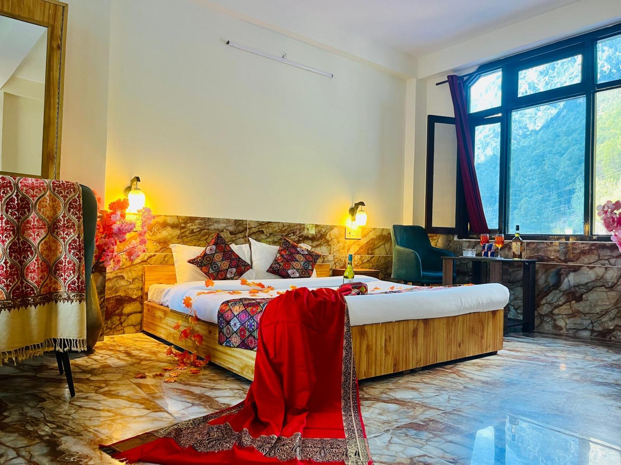 Hotel Pablo Escobar Kasol Exterior photo