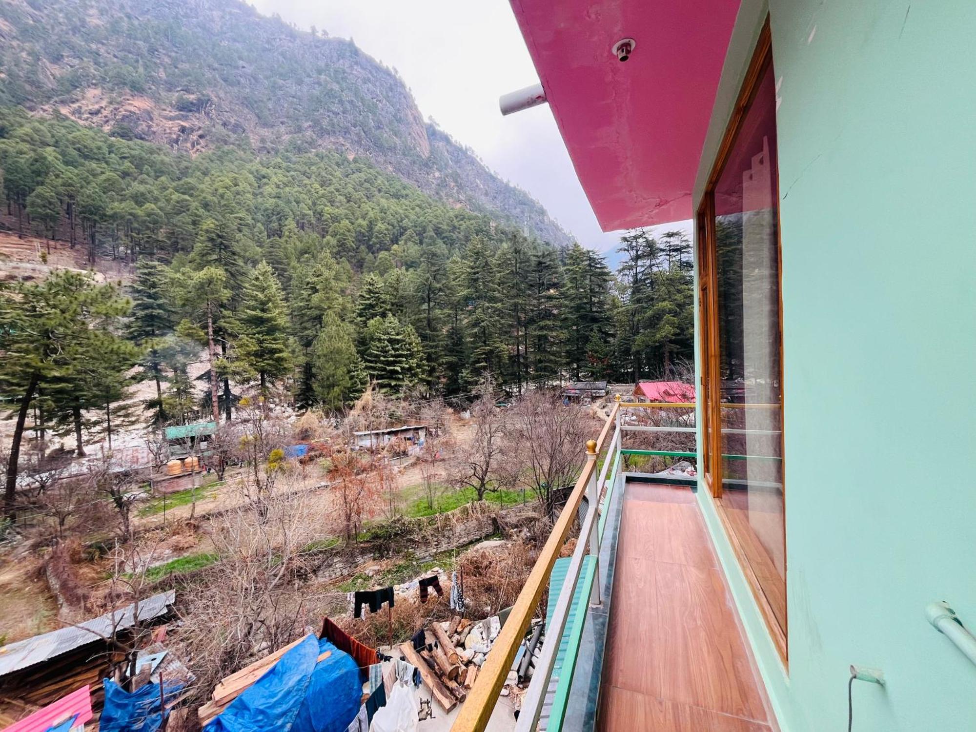 Hotel Pablo Escobar Kasol Exterior photo