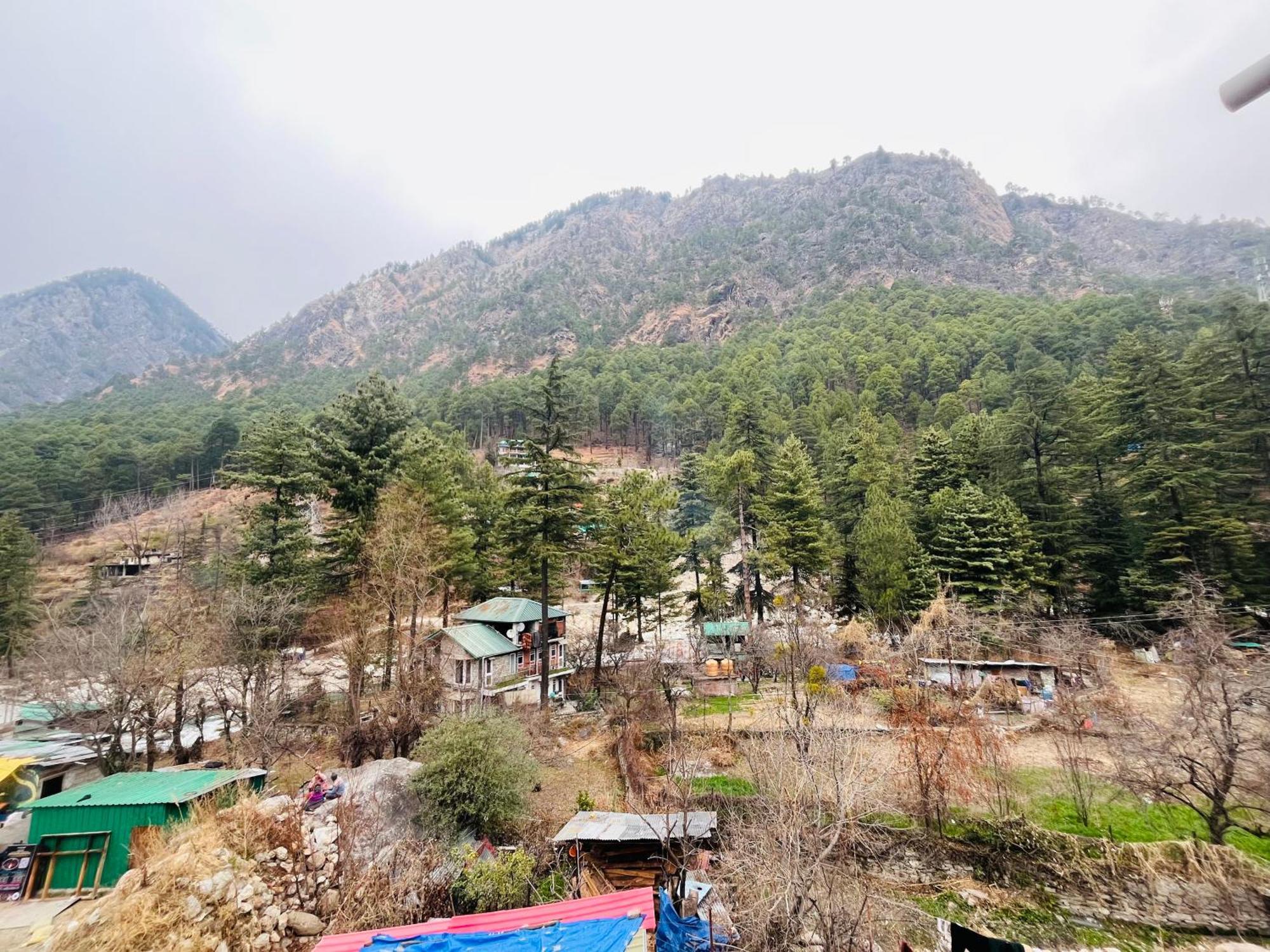 Hotel Pablo Escobar Kasol Exterior photo