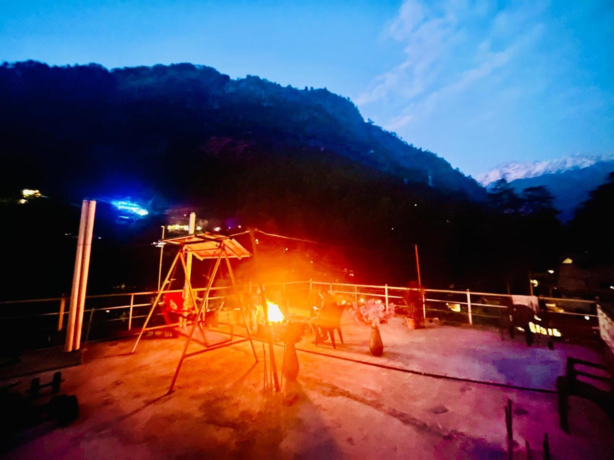 Hotel Pablo Escobar Kasol Exterior photo